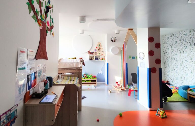 microcreche a2pas sartrouville ferry orange 01 768x499