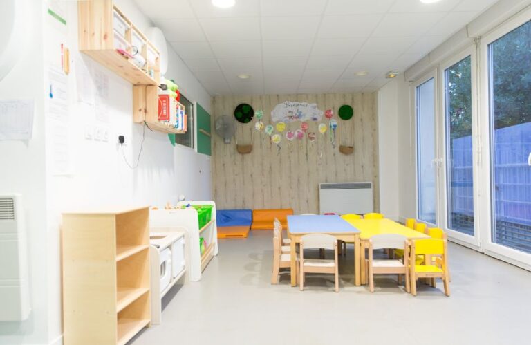 microcreche a2pas satrouville vert 02 768x499