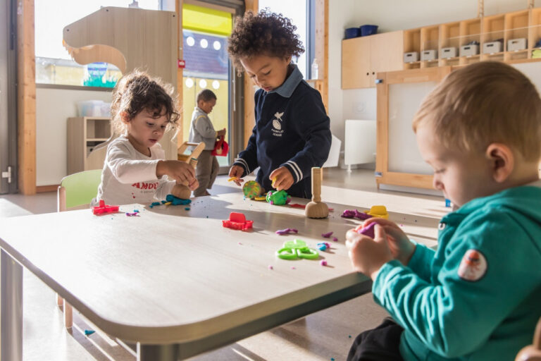 Qu'est-ce que l'accueil inclusif en crèche départementale