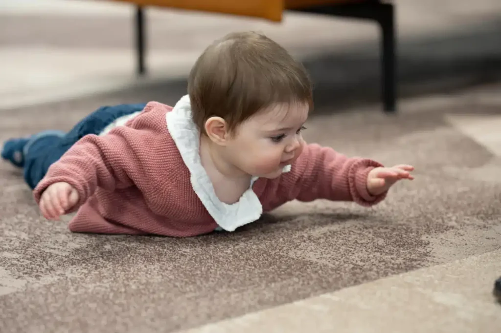 habiller son bébé à la crèche
