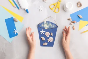 les activités manuelles que font les bébés en crèche
