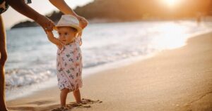 Mon bébé va-t-il trop « perdre le rythme » en crèche à cause des vacances